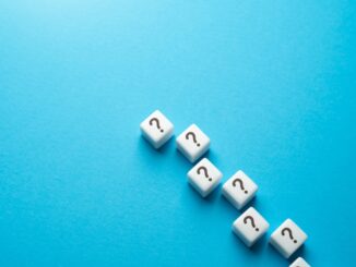 shutterstock 2359222715 326x245 - Fuß Amputiert Pflegestufe: Ansprüche, Einstufung und Leistungen im Überblick